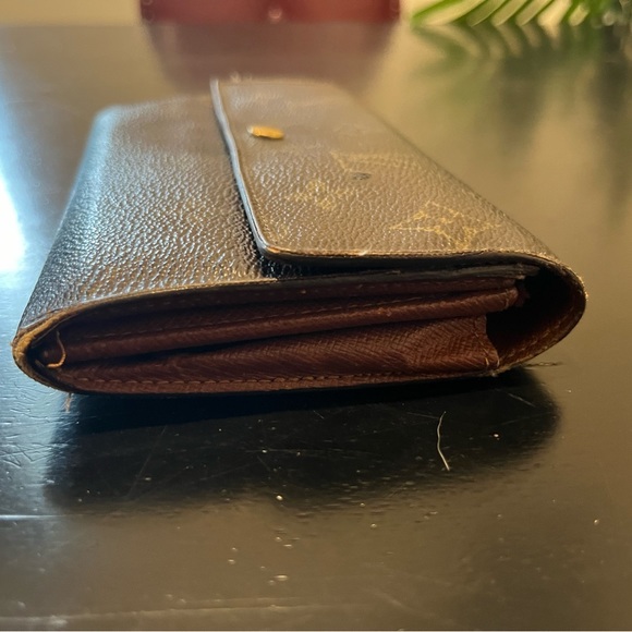 Louis Vuitton Bifold Long Gold Monogram Brown Snap Wallet Authentic Used - Picture 2 of 10